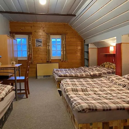 Horska Rychnovska Bouda U Skiarealu Chalet *