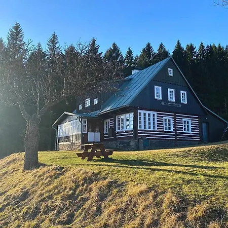 Horska Rychnovska Bouda U Skiarealu Horní Malá Úpa